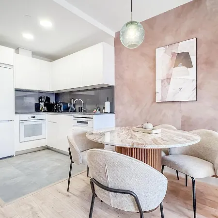 With Stunning Views And Parking By Rems * Malaga