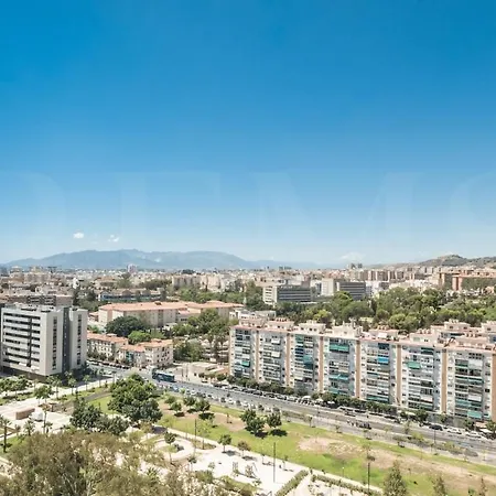 Apartment With Stunning Views And Parking By Rems Malaga